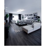 Piso Vinílico em Régua Colado